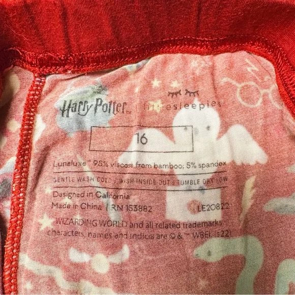 Little Sleepies x Harry Potter Maroon Wizarding World 2pc Collectible Pajamas 16